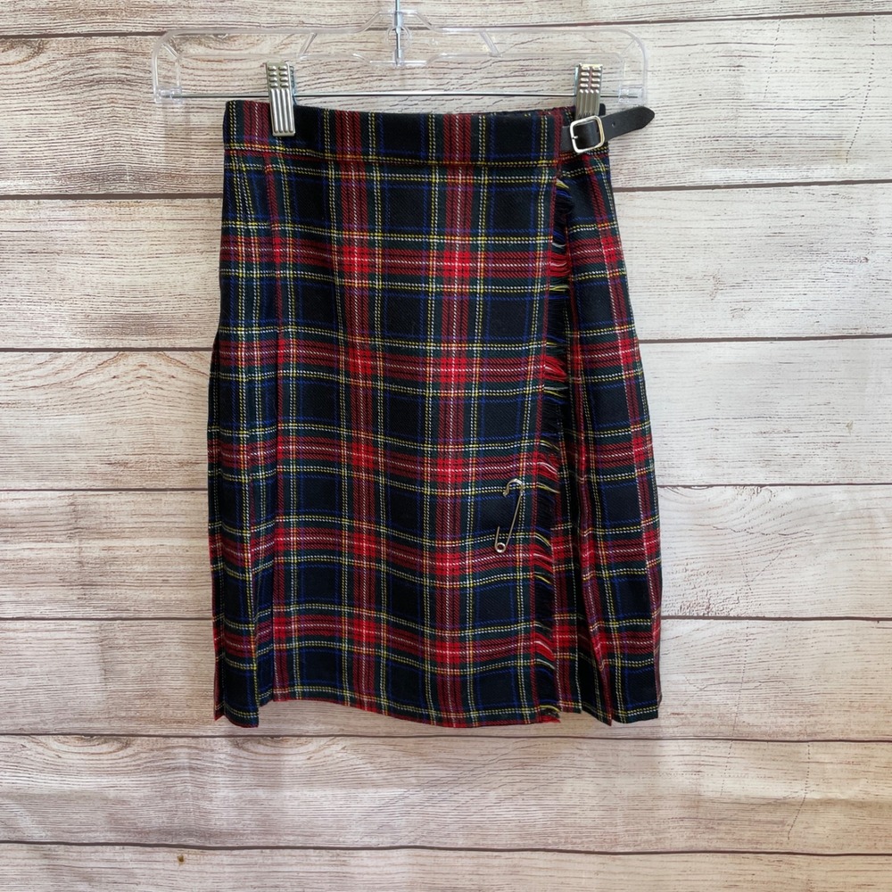 JAMES PRINGLE WEAVERS OF INVERNESS PLAID KILT IN PURE NEW‎ WOOL